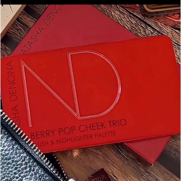 Natasha Denona Berry Pop Cheek Blush & Highlighter Palette BNIB - Picture 13 of 14